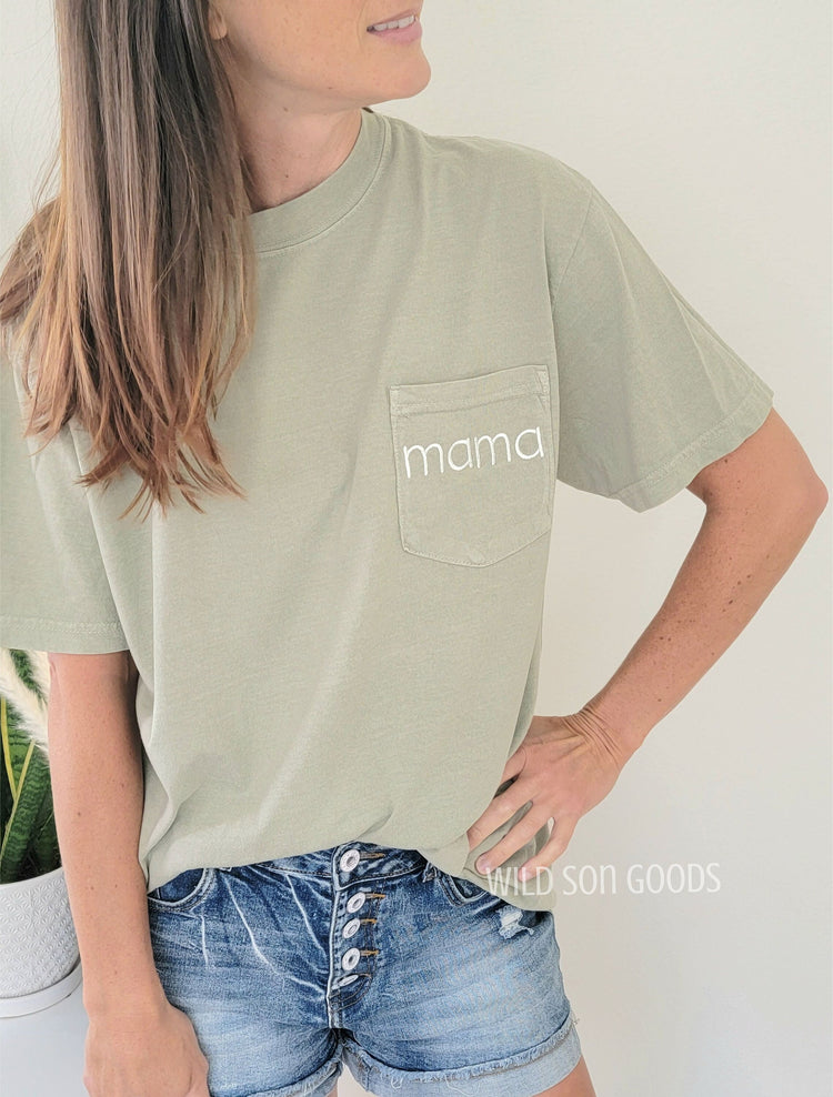 Mama Pocketed T-Shirt